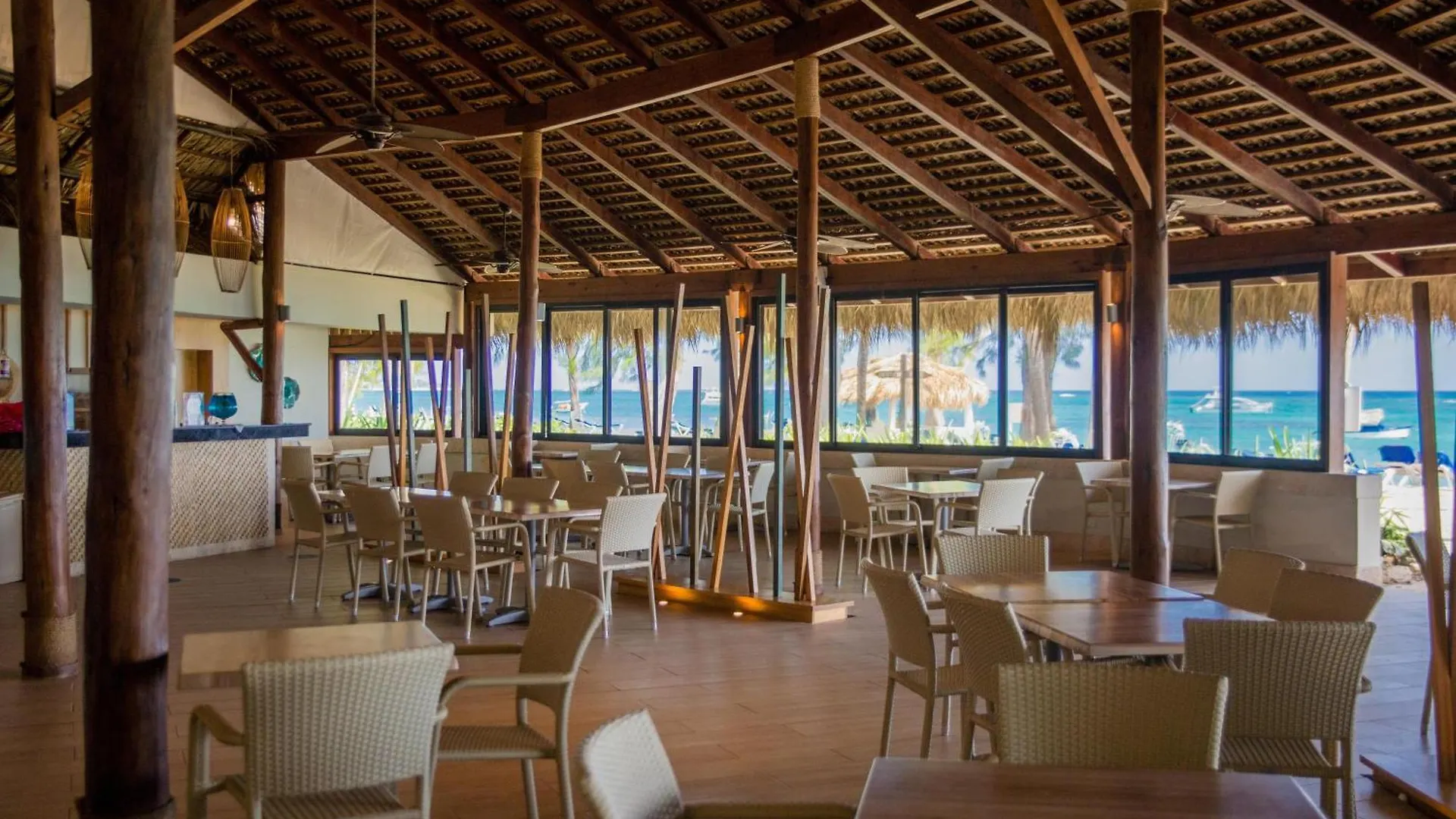 Vista Sol Punta Cana Beach Resort & Spa 4*,